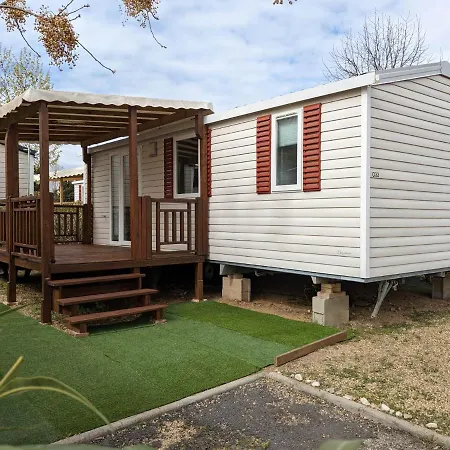 مكان تخييم Mobil'home 4*